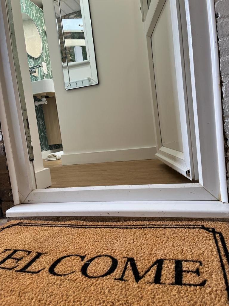 Central Ensuite Guest Unit With Ac And Free On-Street Parking Brighton Eksteriør billede